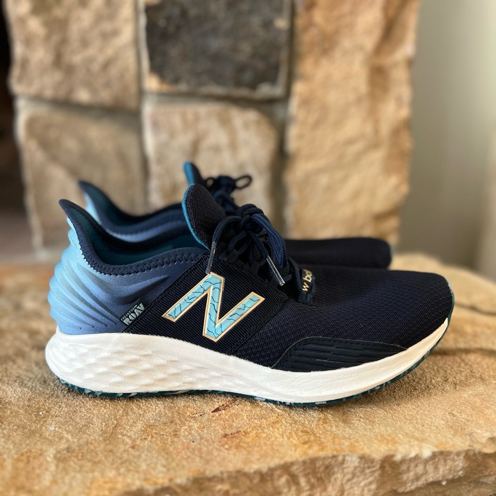 New Balance Teal and Navy Sneakers